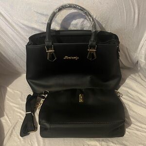 Black Handbag with wristlet for Women